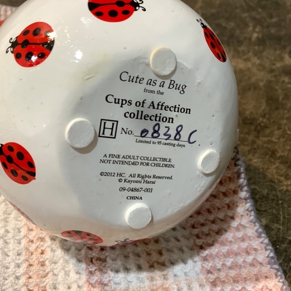 Collectors Ladybug Kitty Ornament. Sooo Sweet! - Picture 6 of 6